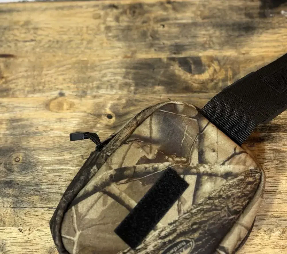 Fieldline Realtree Hardwoods Camo Universal Phone Case Pouch Belt Clip